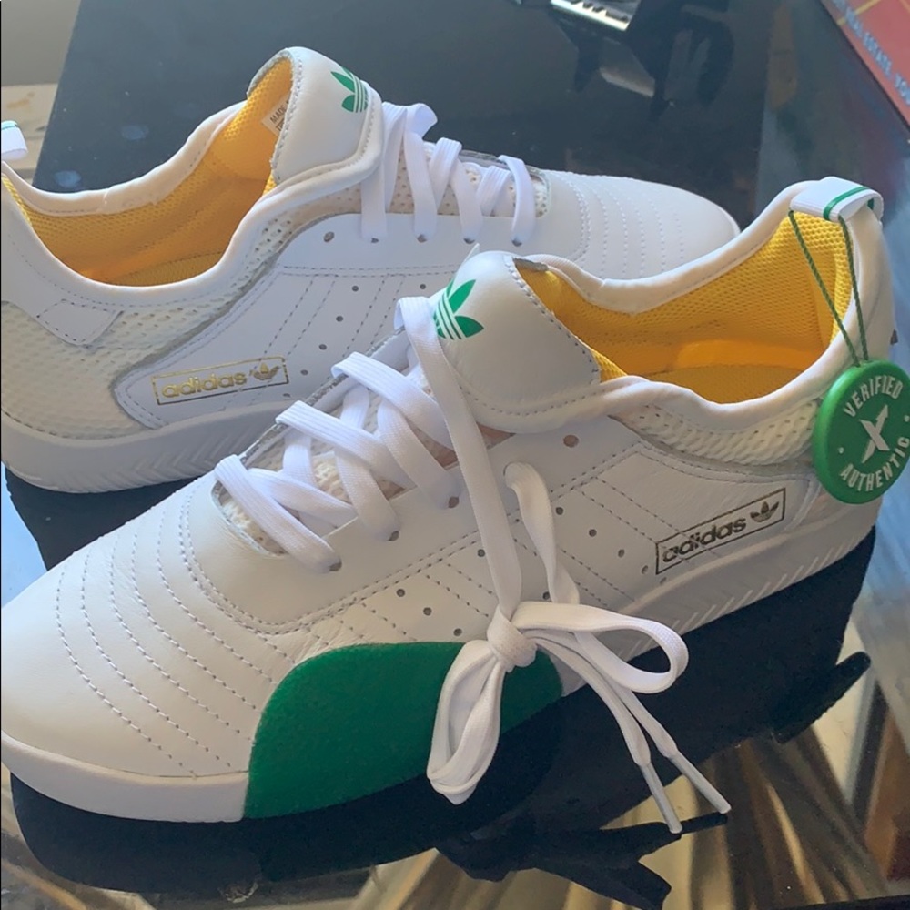 NWT Adidas Na-Kel Smith x 3ST.003 size 6US Men